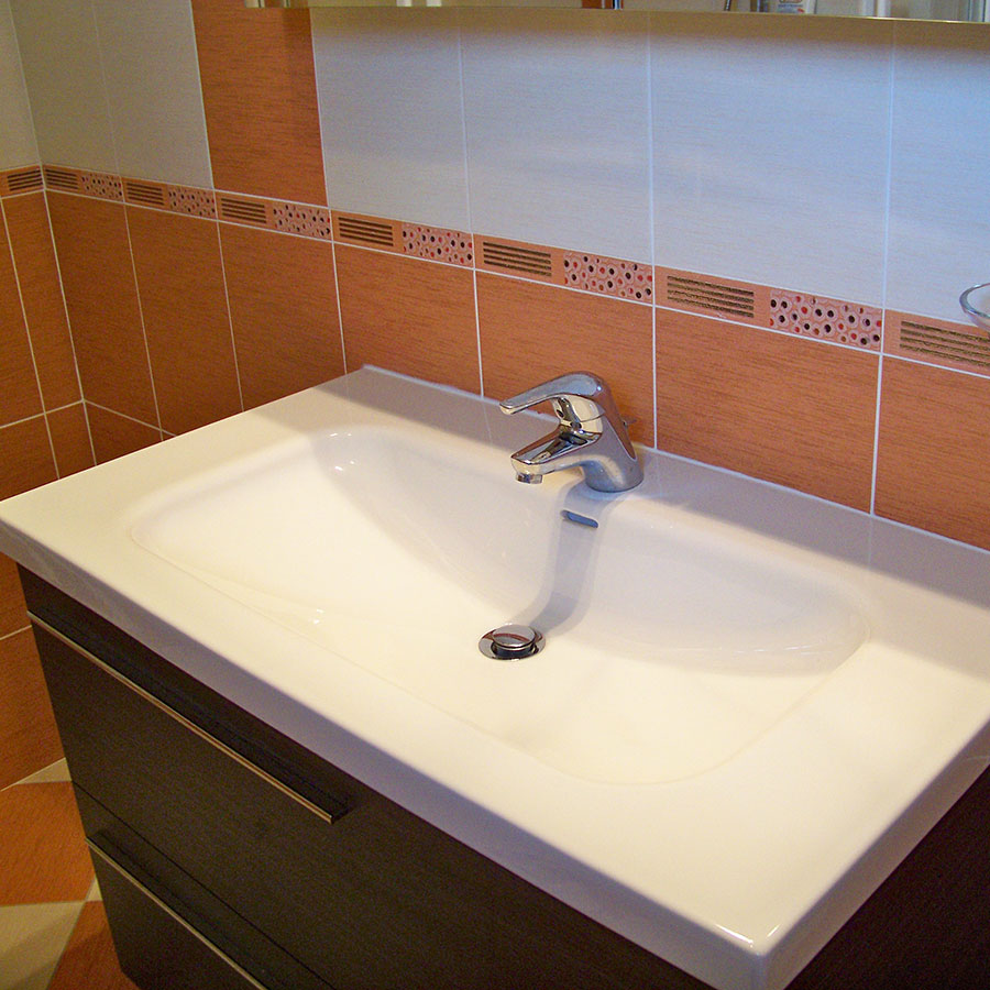 installation vasque plan de toilette SARL Lemoigne Marcel